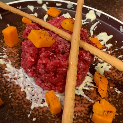 Magazzini del Grano, Paese