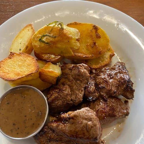 Le Petit Relais, Paris