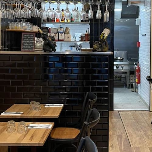 Thai de l'Isly, Paris