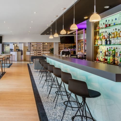 La Vie en Rose - Hôtel Radisson Blu, Blagnac