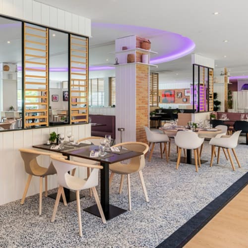 La Vie en Rose - Hôtel Radisson Blu, Blagnac