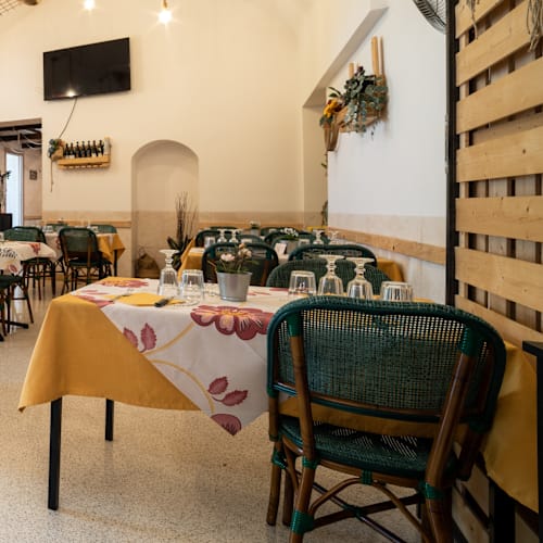 Il Focolare di Estia, Molina