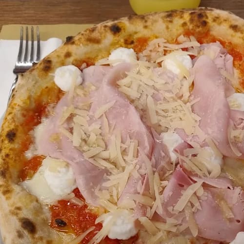 Mani in Pasta, Palermo