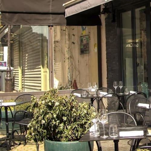 Sadarnac, Paris