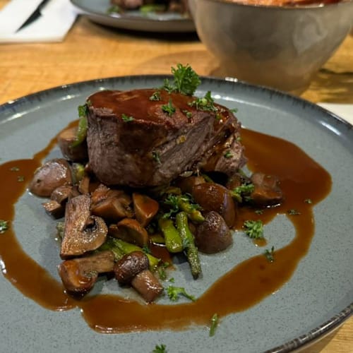 Meat & Fish Aan De Haven, Aalsmeer