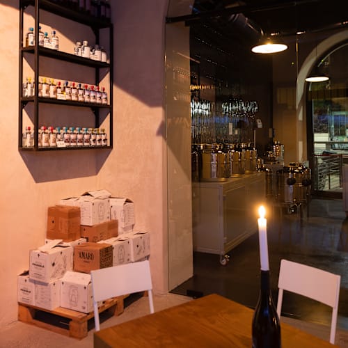 Tripstillery Navigli, Milano