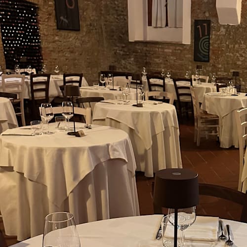 Taverna degli artisti, Carate Brianza