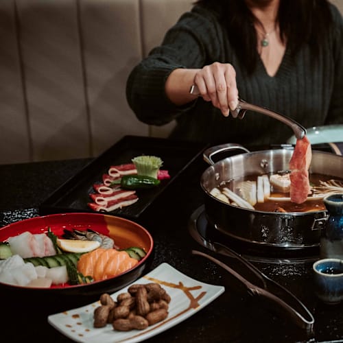 Tatsumi, Hoofddorp