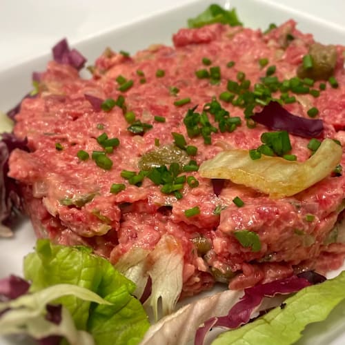 Le Saint-Amour, Paris