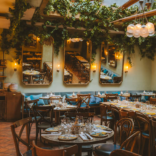 Ober Mamma, Paris
