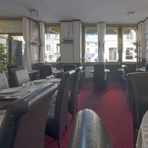 LE MAHARAJAH, Versailles