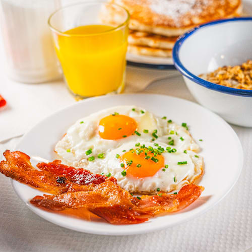 Breakfast In America - Champs Elysées, Paris