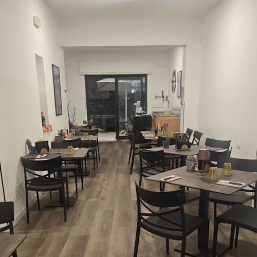 Mary's Wanted Saloon, Palermo