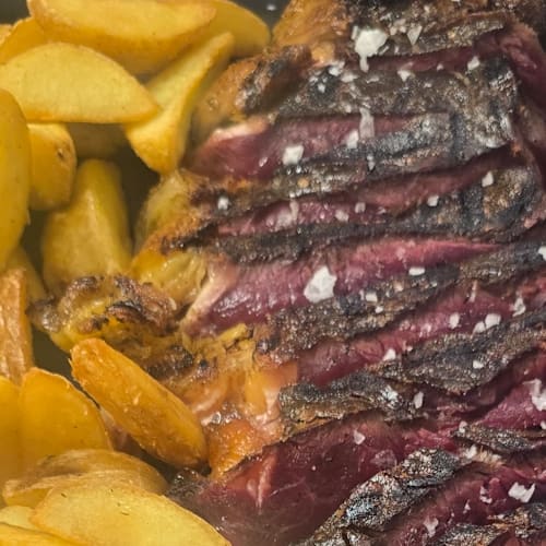 Mary's Wanted Saloon, Palermo