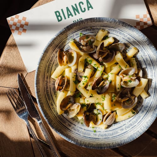 Bianca, Paris