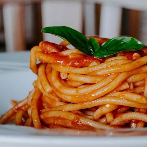 Ristorante Montani, Novella
