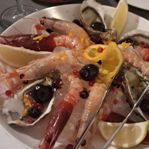 Mara Restaurant Vinarte, Crotone