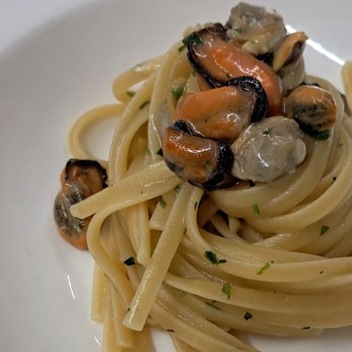 Mara Restaurant Vinarte, Crotone