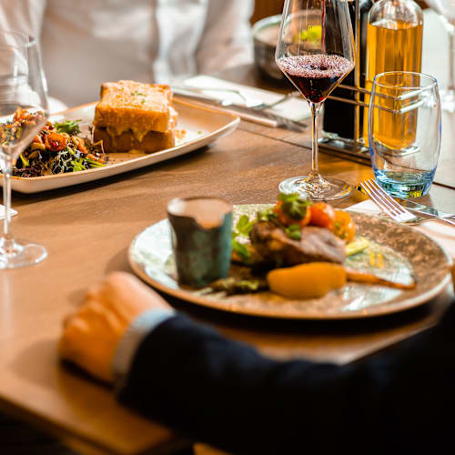 Commune Restaurant Schiphol, Schiphol