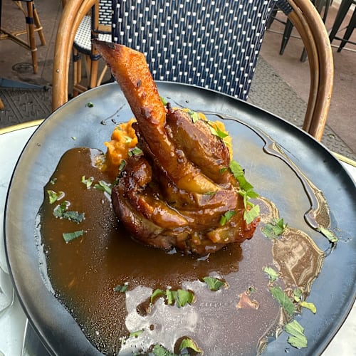 Chez Favier, Levallois-Perret