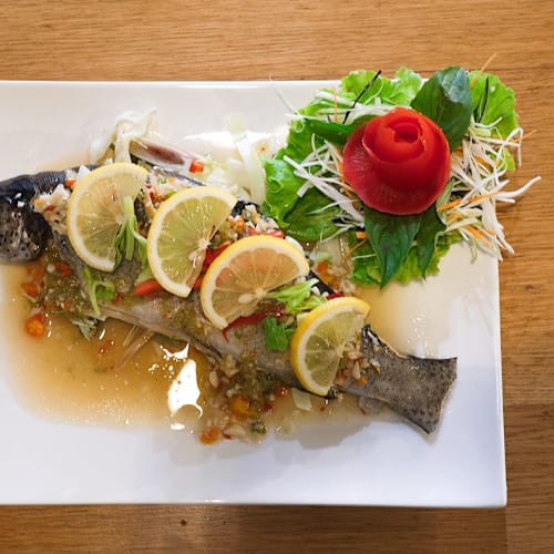 Thai Isaan, Nîmes
