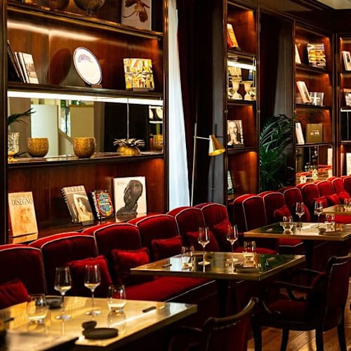 Follie Restaurant | Villa Agrippina Roma, Roma