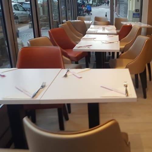 Bozen Charenton, Paris