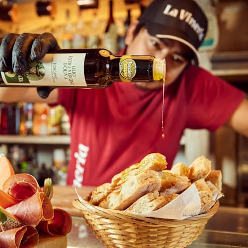 La Vineria Di Montepulciano - Via di Gracciano nel Corso 72, Montepulciano