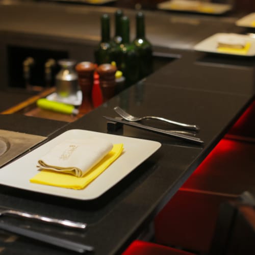 Chez Hanafousa, Paris