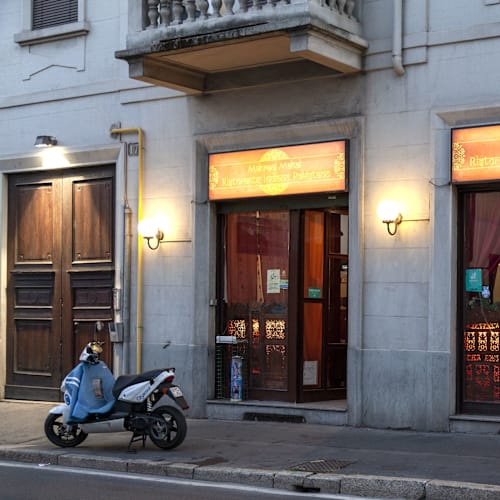 Mahrani Mahal, Milano