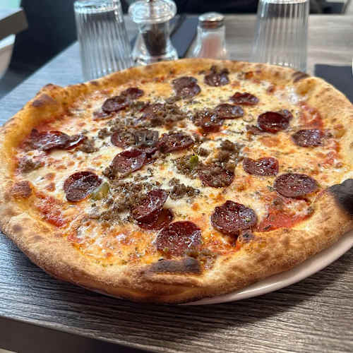 Gina Pizza Lovers, Paris