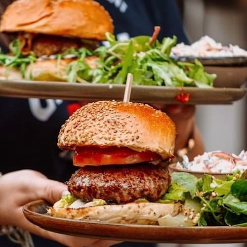 Ginette Bar Cimdix, Ixelles