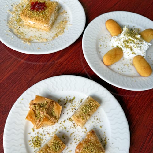 El Fares, Paris
