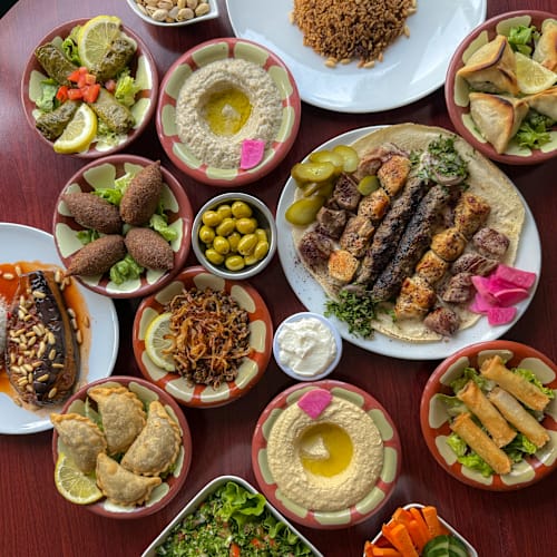 El Fares, Paris