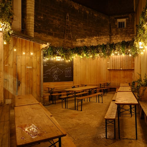 Kiez Biergarten Montmartre, Paris