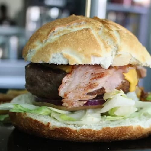 El Americano, Tomares