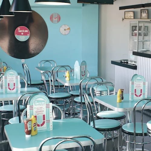 El Americano, Tomares