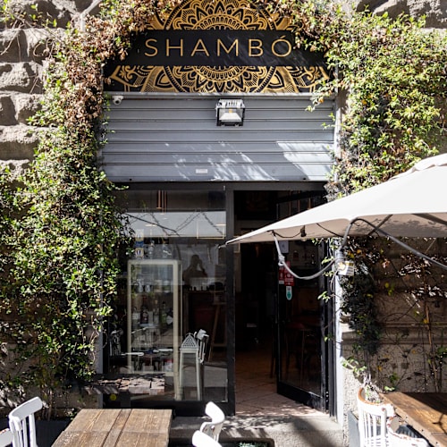 Shambò, Milano