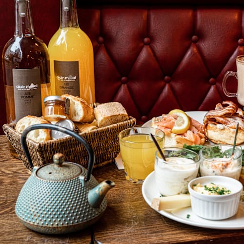 Aux Dés Calés 18 - Moreau, Paris