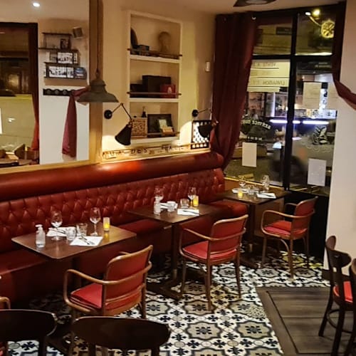 Aux Dés Calés 18 - Moreau, Paris