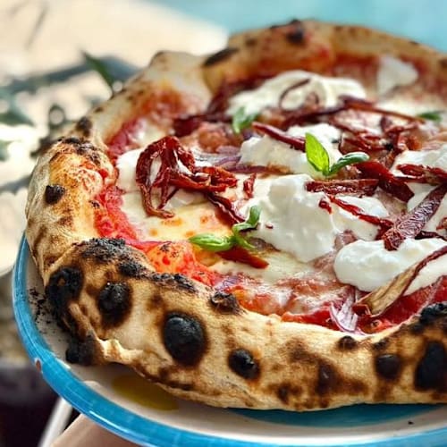 T Pizza, Tremezzo
