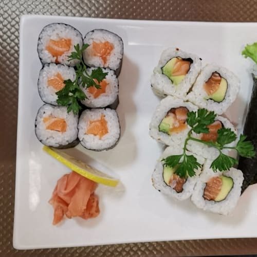 Yakidai, Paris