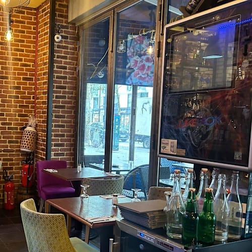Chez Sofia, Paris