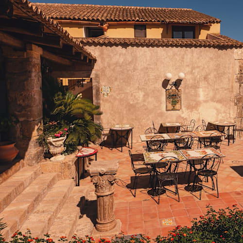 Villa Giulia, San Lorenzo