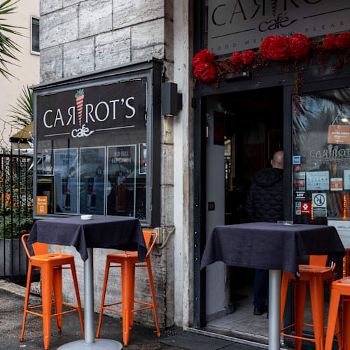 CARROTs Café, Roma