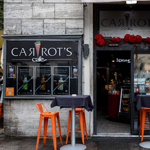CARROTs Café, Roma