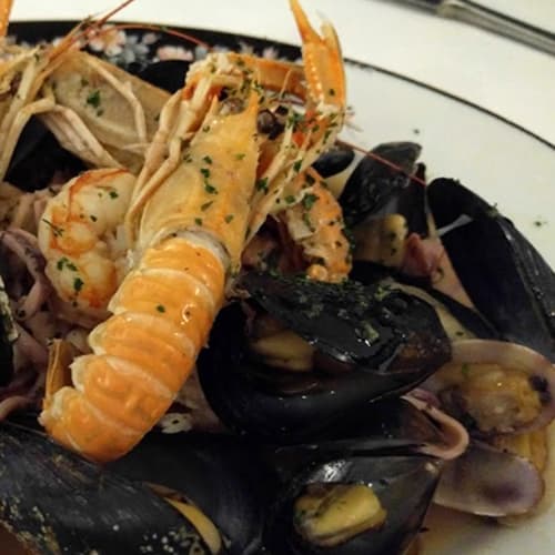 Ai due Pino - Angolo della Lucania, Genova