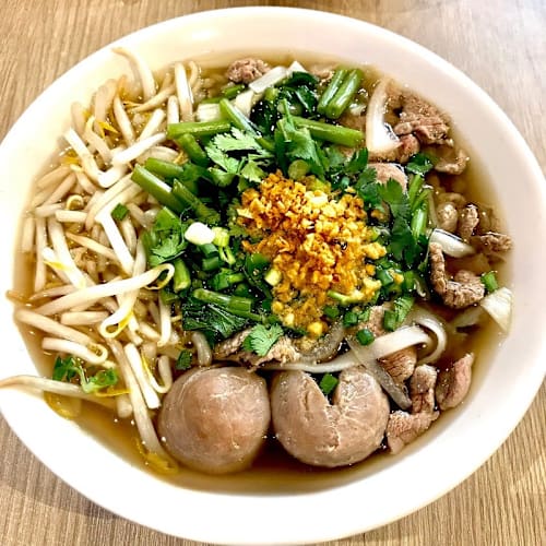 Lao Wasana, Paris