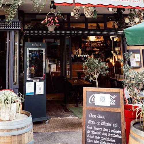 Le Poincaré, Paris