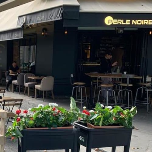 La Perle Noire, Paris